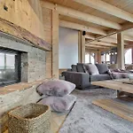 Alpine Chic Jaccuzi Sauna
