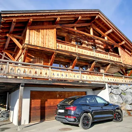 Alpine Chic Jacuzzi Sauna *