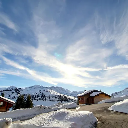Chalet Les Beliers, The Alpine Chic *