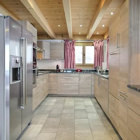 Les Beliers, The Alpine Chic