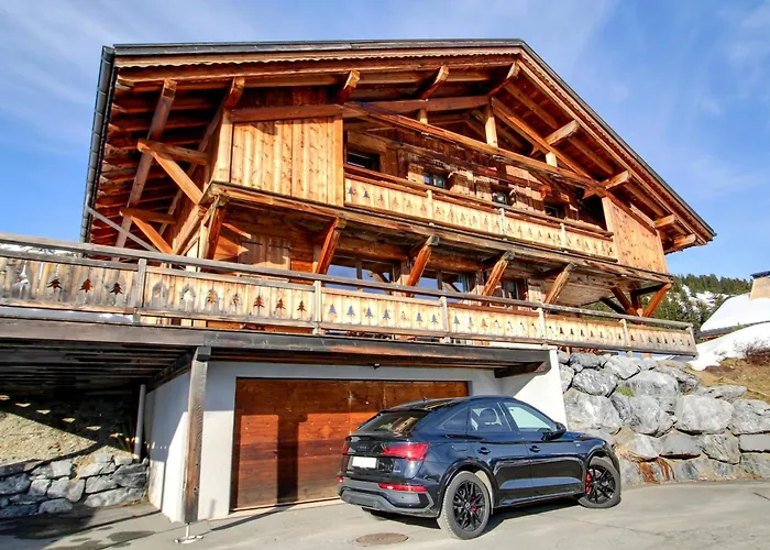 Alpine Chic Jaccuzi Sauna *