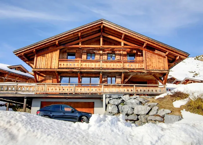 Alpine Chic Jaccuzi Sauna