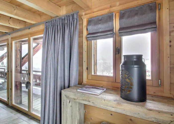 Alpine Chic Jaccuzi Sauna Chalet