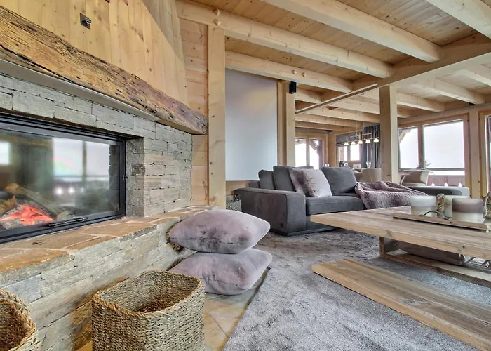 Alpine Chic Jaccuzi Sauna