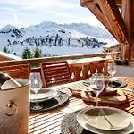 Alpine Chic Jaccuzi Sauna *